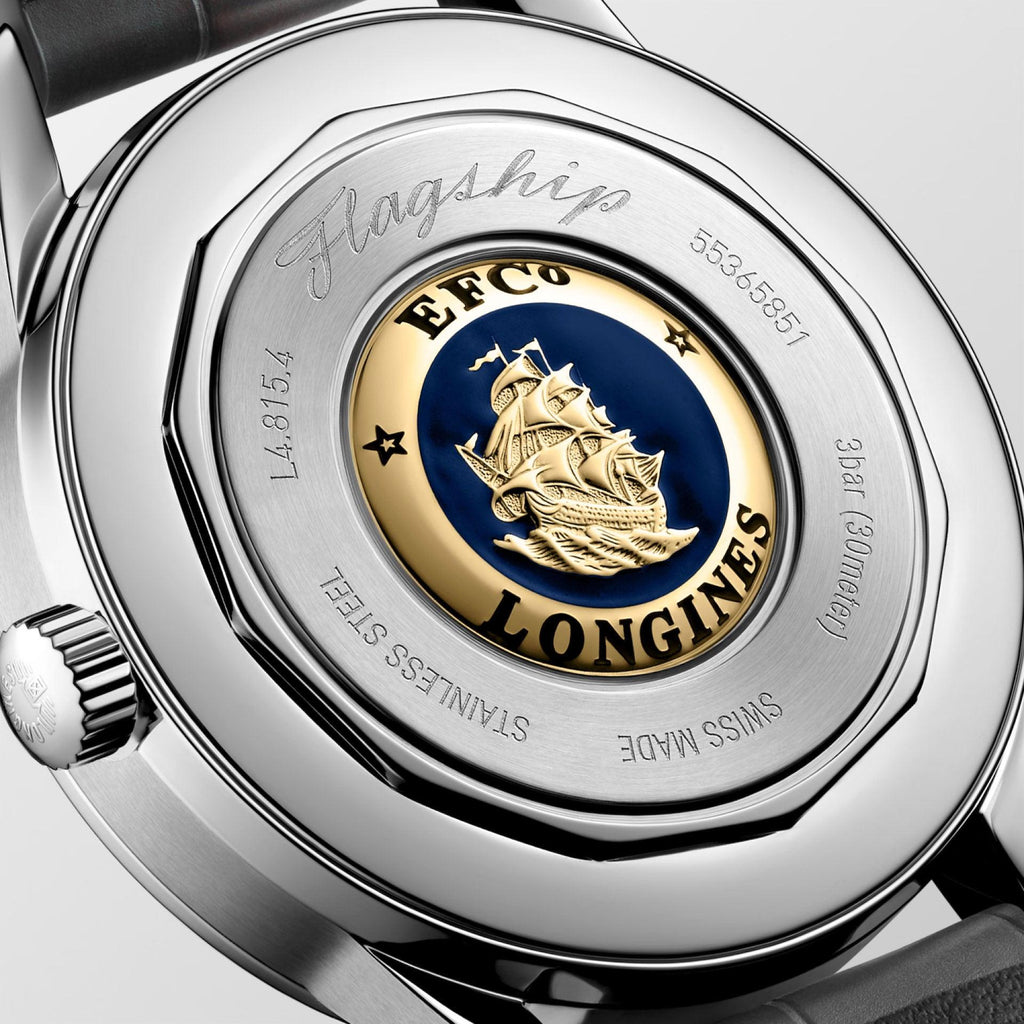 Orologio automatico: fondello in acciaio con disco blu e nave dorata