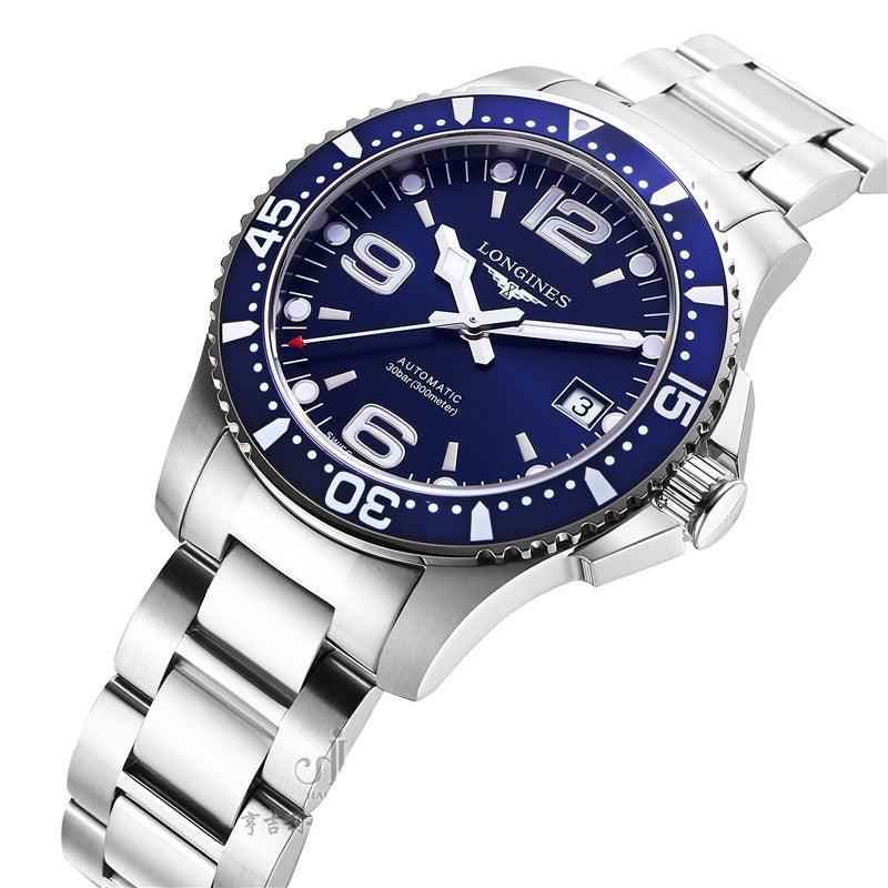 Orologio HydroConquest in acciaio con quadrante blu, lunetta numerata e datario