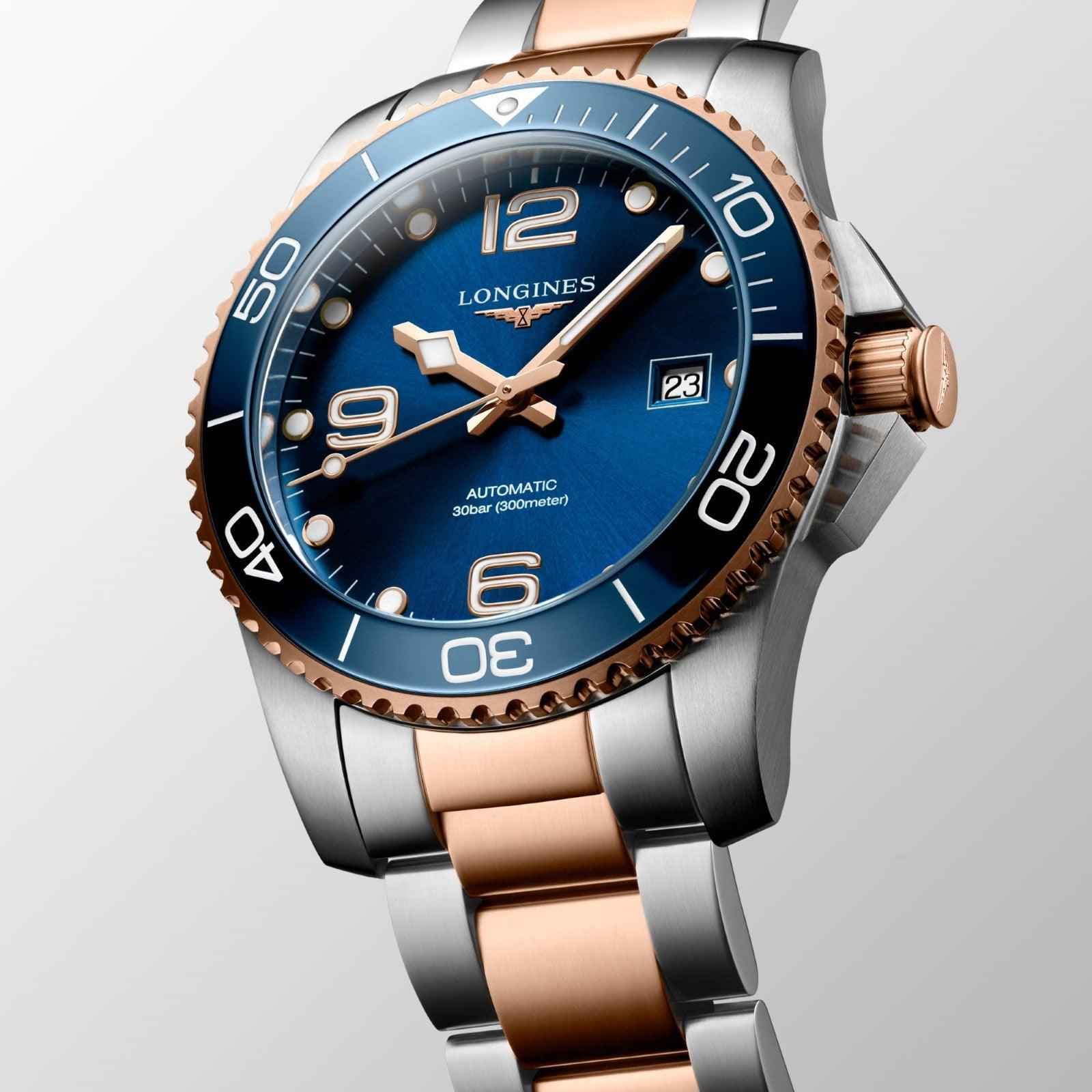 Orologio subacqueo Longines HydroConquest con quadrante blu e bracciale acciaio/oro rosa