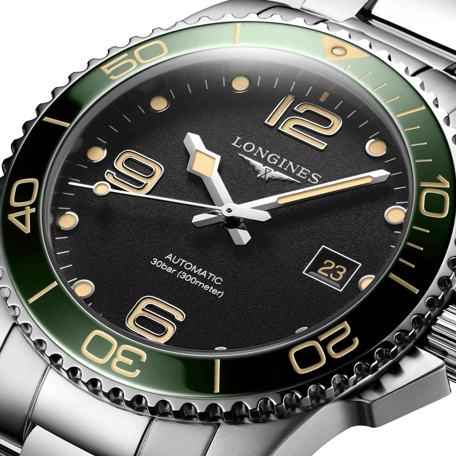 Orologio Longines Hydroconquest nero automatico, quadrante nero con datario 23 e dettagli verdi