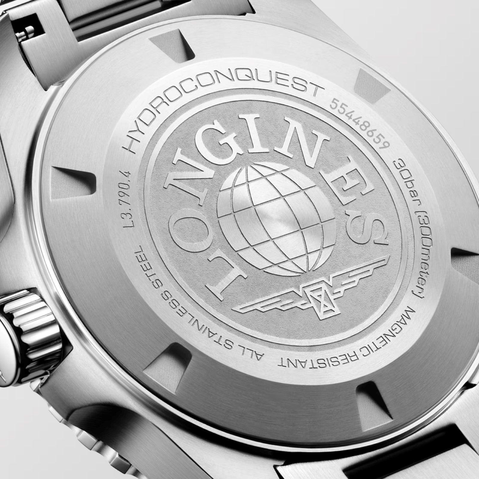 Orologio Longines Hydroconquest GMT, fondello in acciaio inciso con globo e logo