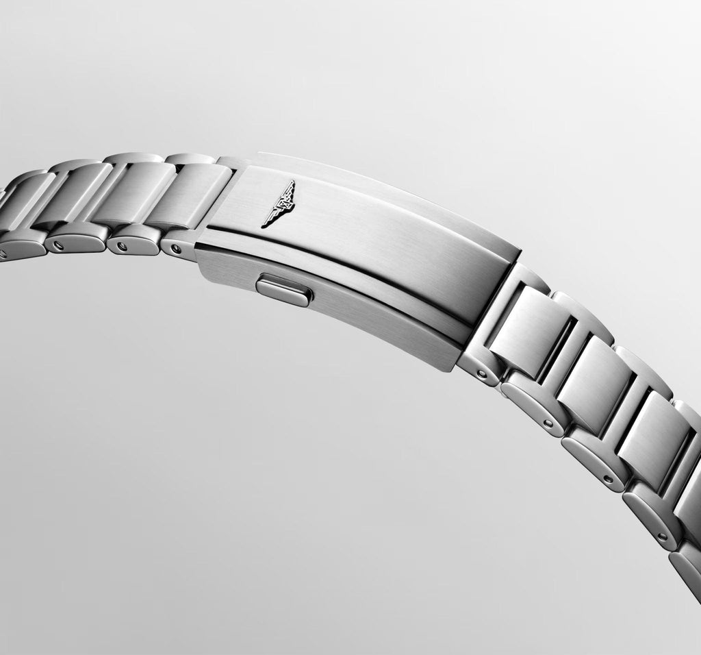 Bracciale in acciaio dell’orologio Longines con maglie lucide e satin