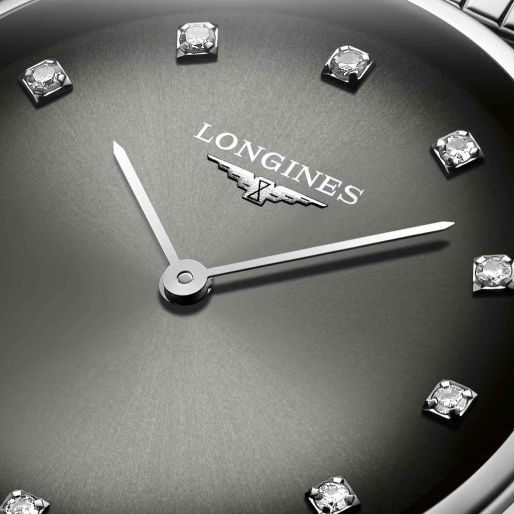 Quadrante antracite con logo, indici a diamante e lancette bianche