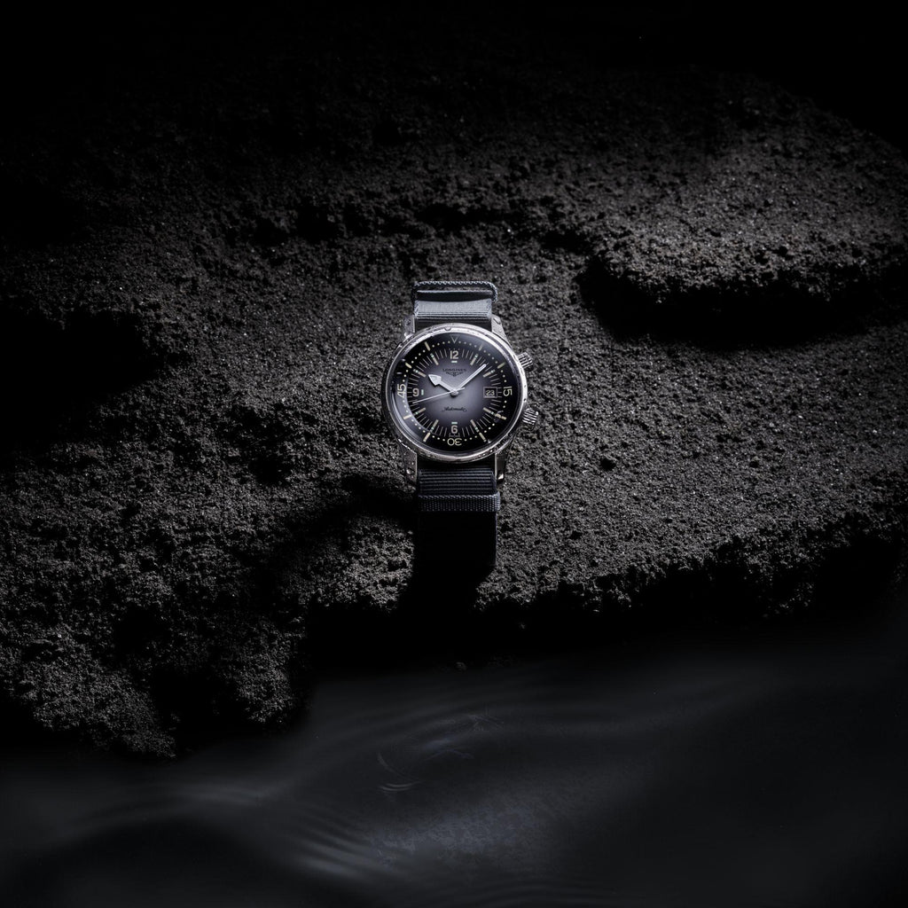 Orologio automatico subacqueo 42 mm con bracciale metallico e quadrante scuro
