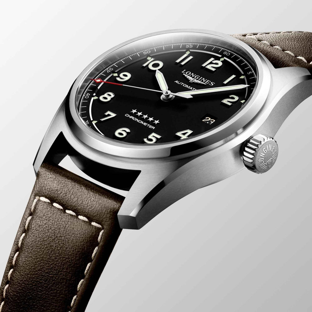 Orologio Longines Spirit automatico: quadrante nero con data e cinturino in pelle marrone