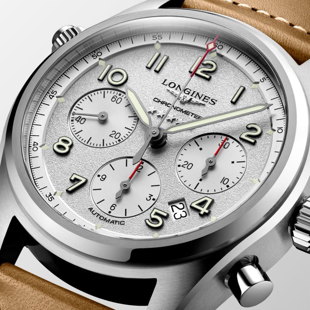 Orologio Longines Spirit 42mm automatico con quadrante argento e cassa in acciaio