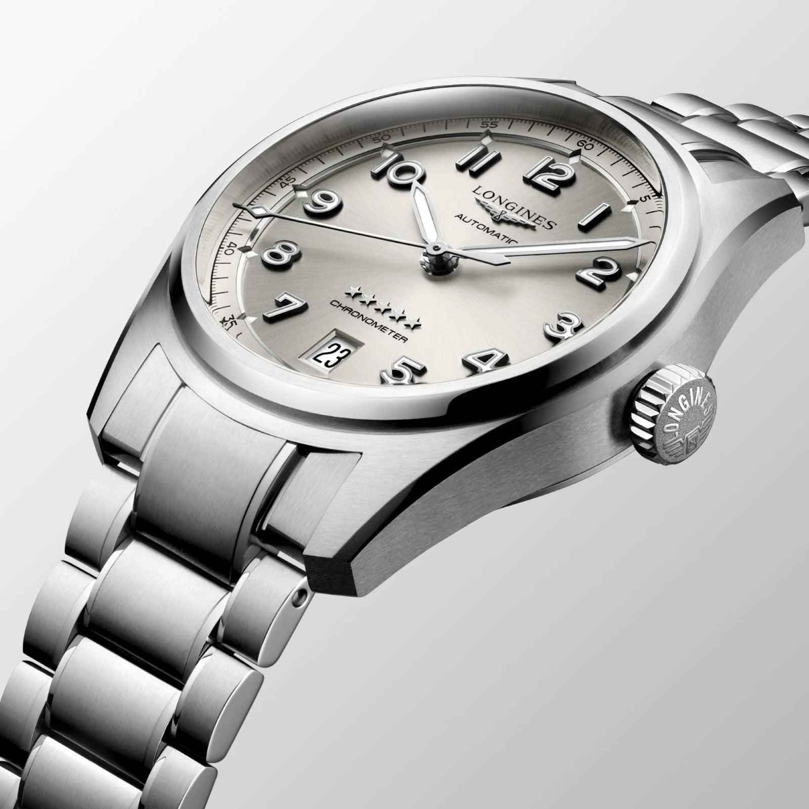 Orologio Longines Spirit automatico in acciaio, quadrante champagne con corona