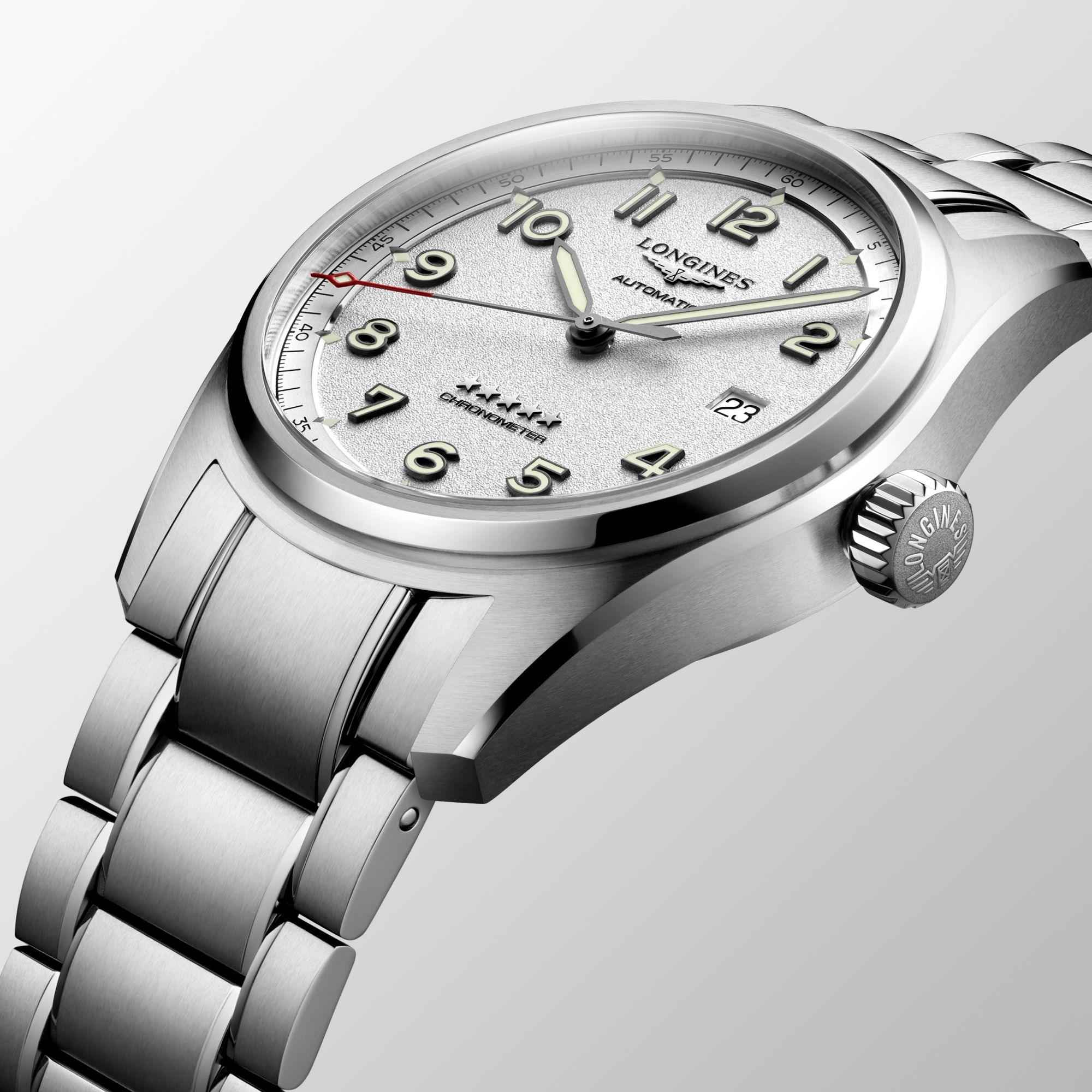 Orologio Longines Spirit automatico con quadrante argento, indici e corona laterale