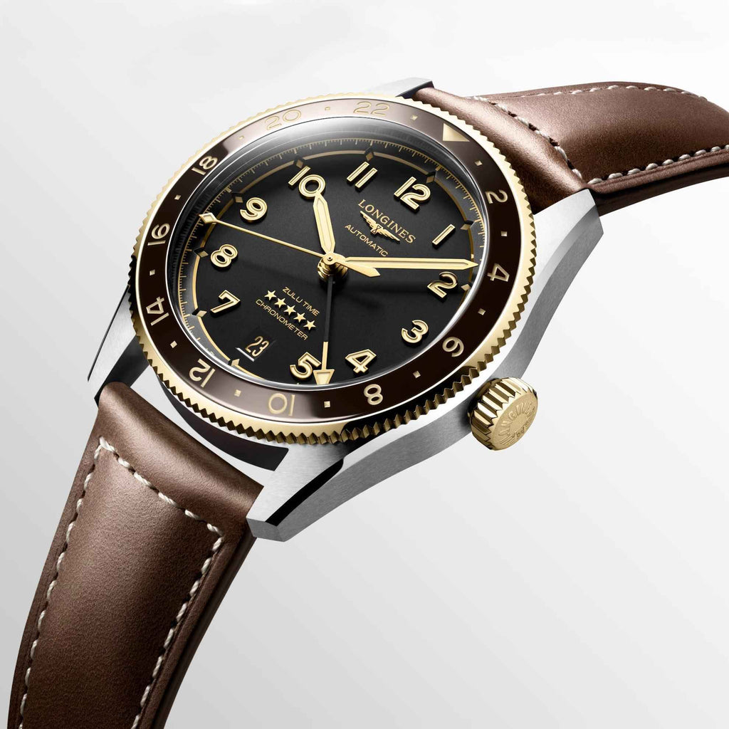 Orologio Longines con cassa in acciaio e dettagli oro giallo, lunetta zigrinata e cinturino pelle