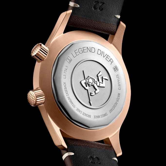 Retro di orologio subacqueo automatico in bronzo con incisione e fondello