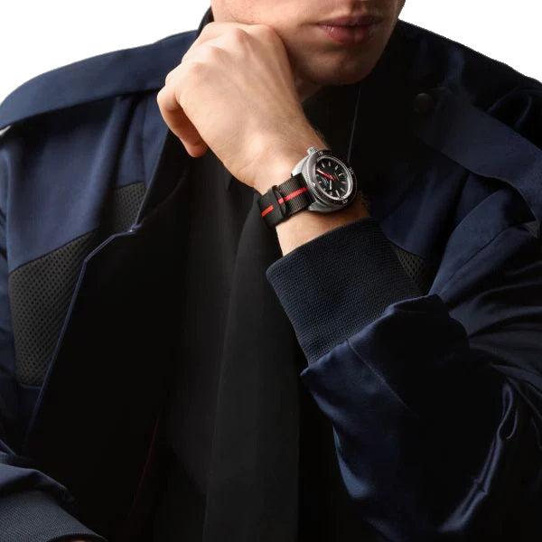 Orologio Longines Ultra-Chron 43 mm nero automatico con cinturino nero, al polso