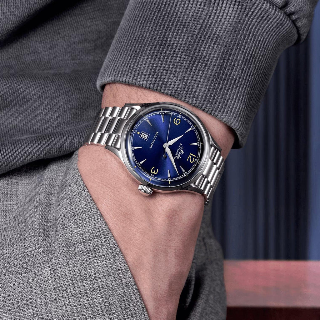 Orologio automatico in acciaio con quadrante blu e cinturino a maglie metalliche