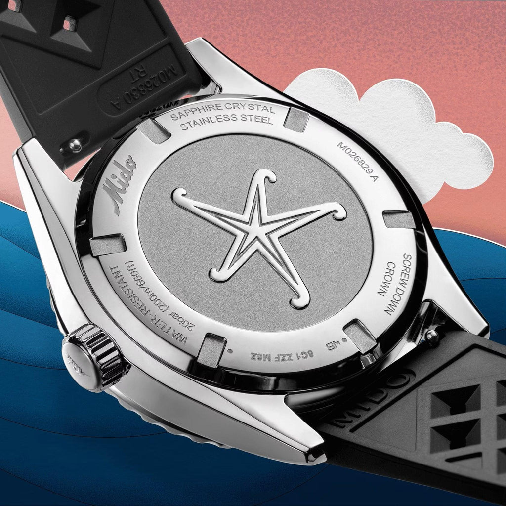 Fondello dell’orologio in acciaio con stella e scritta Sapphire Crystal