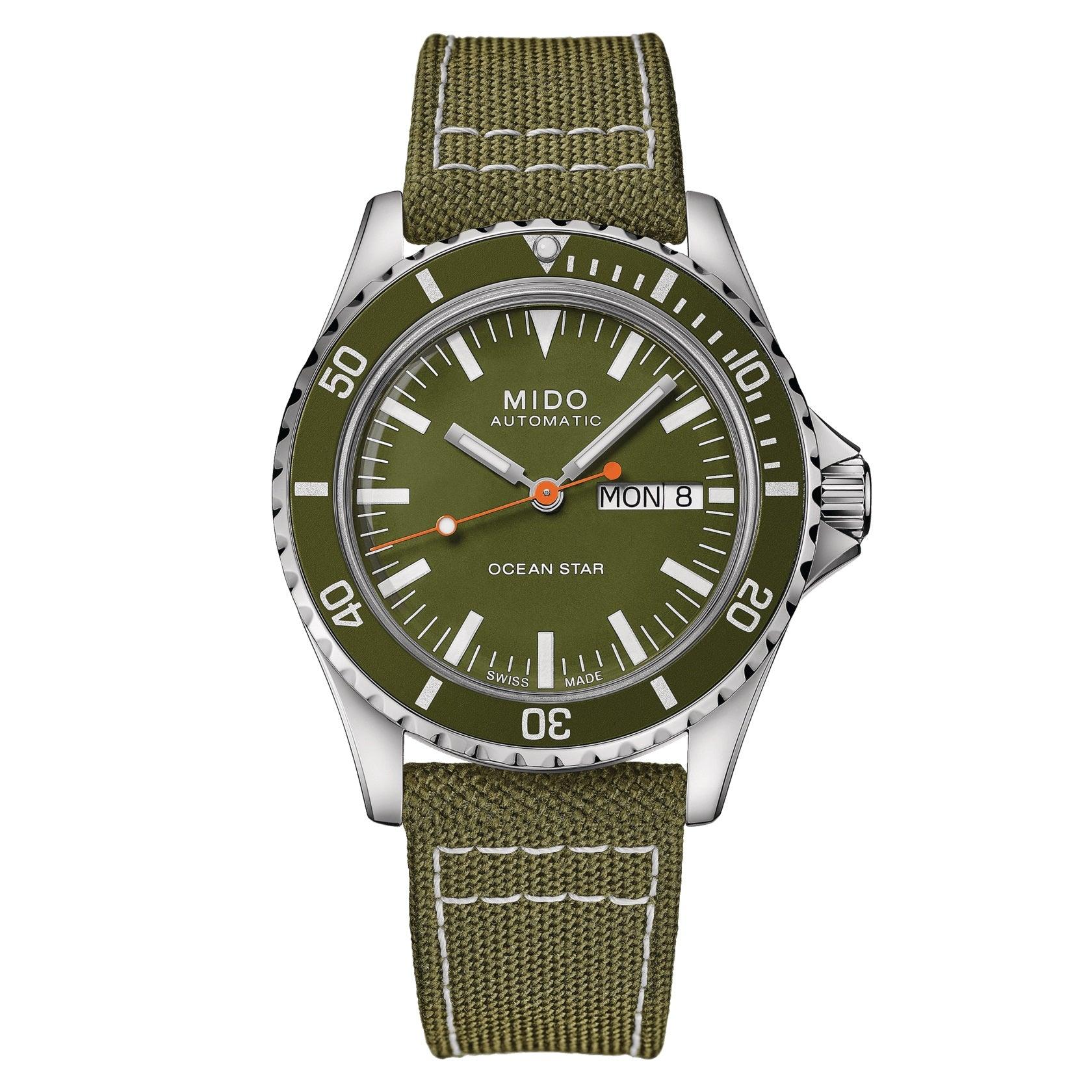 Orologio automatico con quadrante verde e cinturino tessuto verde, cassa acciaio