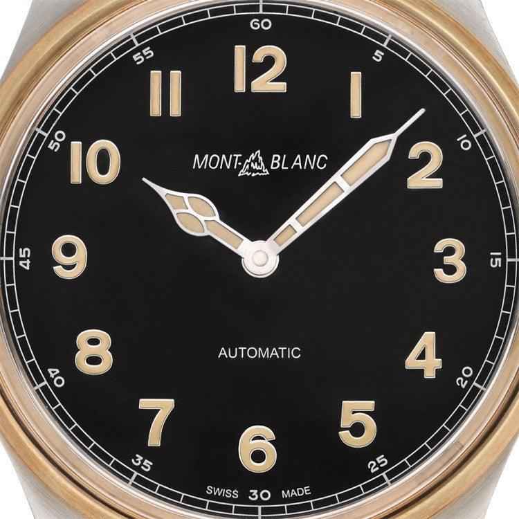 Quadrante nero dell’orologio automatico Montblanc 1858 con indici dorati e datario assente