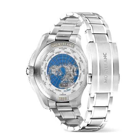 Orologio GMT con fondello trasparente e mappa azzurra; cassa e bracciale in acciaio