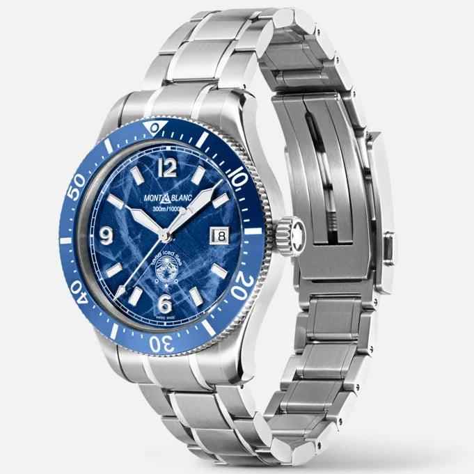 Orologio da polso sportivo con cassa rotonda in acciaio e quadrante blu