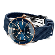 Orologio subacqueo Breitling con cassa acciaio e cinturino blu in caucciù, corona