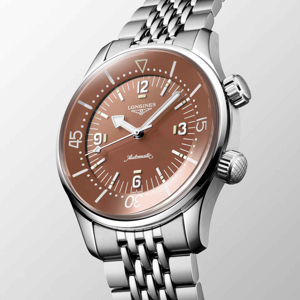 Orologio automatico Longines Legend Diver 39mm quadrante terracotta con custodia e bracciale in acciaio