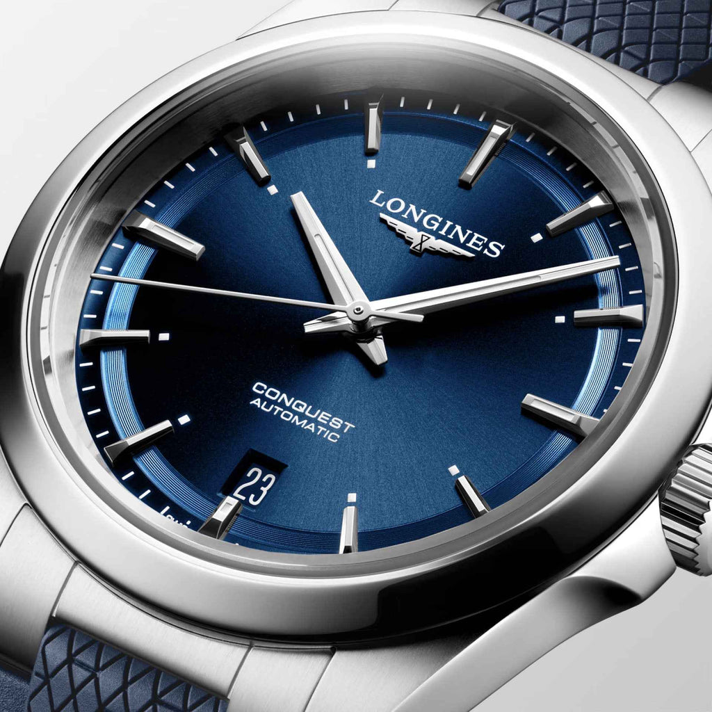 Orologio Longines Conquest 38 mm: quadrante blu con indici e lancette in acciaio