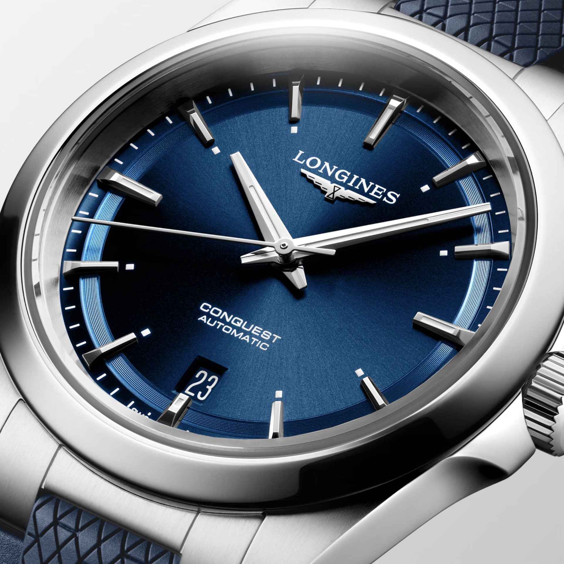 Orologio Longines Conquest 38 mm: quadrante blu con indici e lancette in acciaio