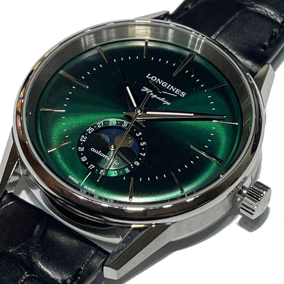 Orologio con quadrante verde, fasi lunari in evidenza e cinturino in pelle nera