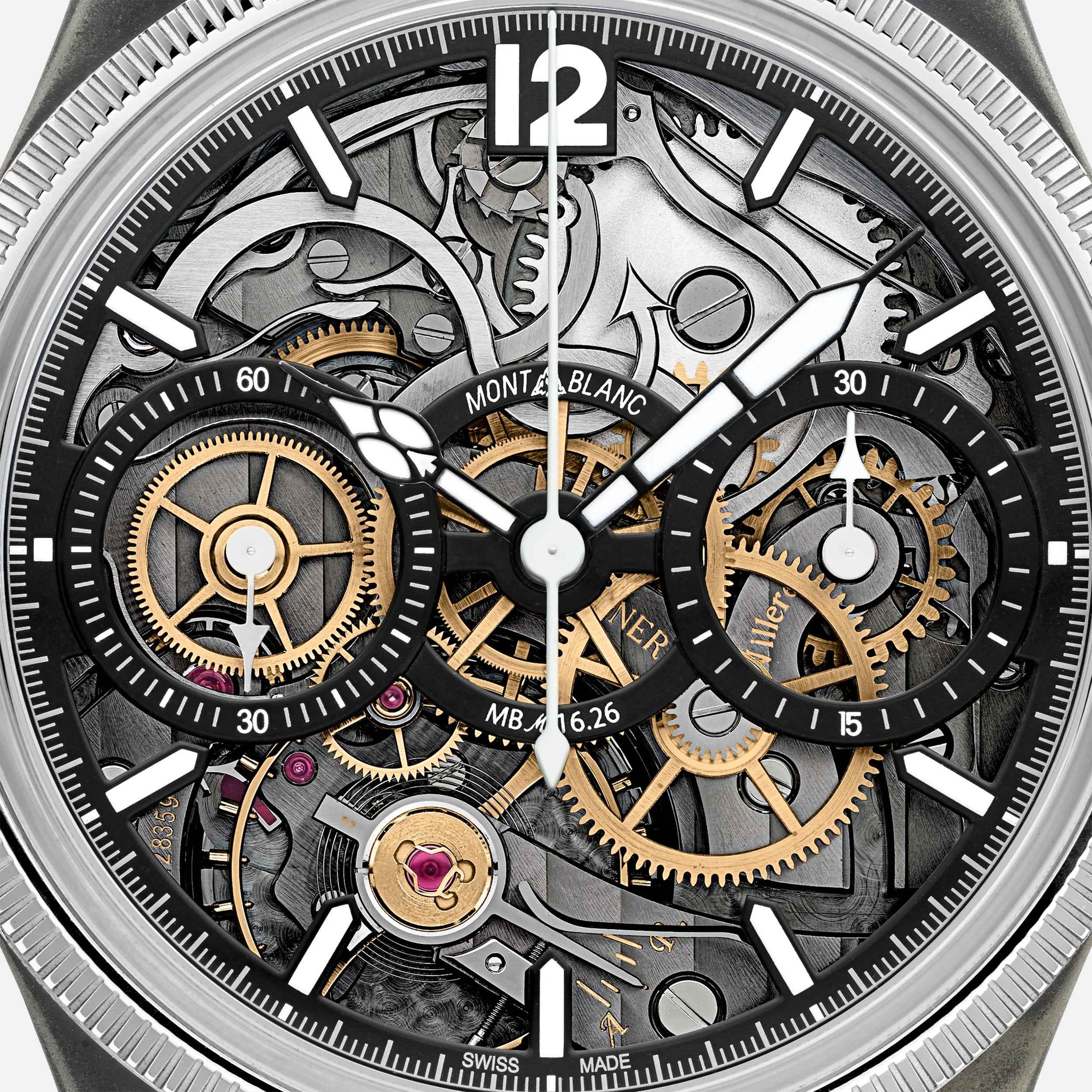 Orologio scheletrato con quadrante dettagliato a ingranaggi, Swiss Made