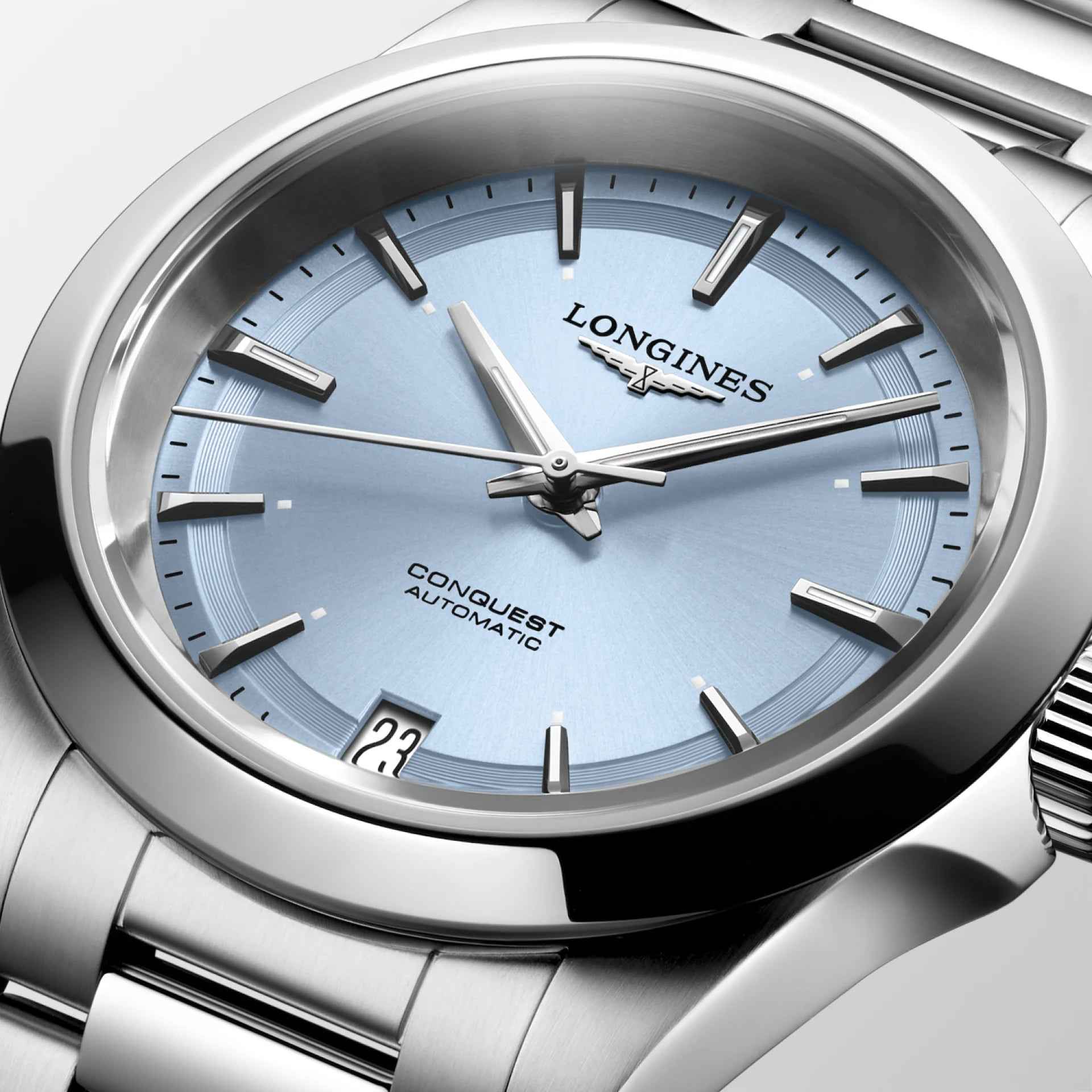 Orologio Longines Conquest 34 mm con quadrante azzurro, indici e lancette