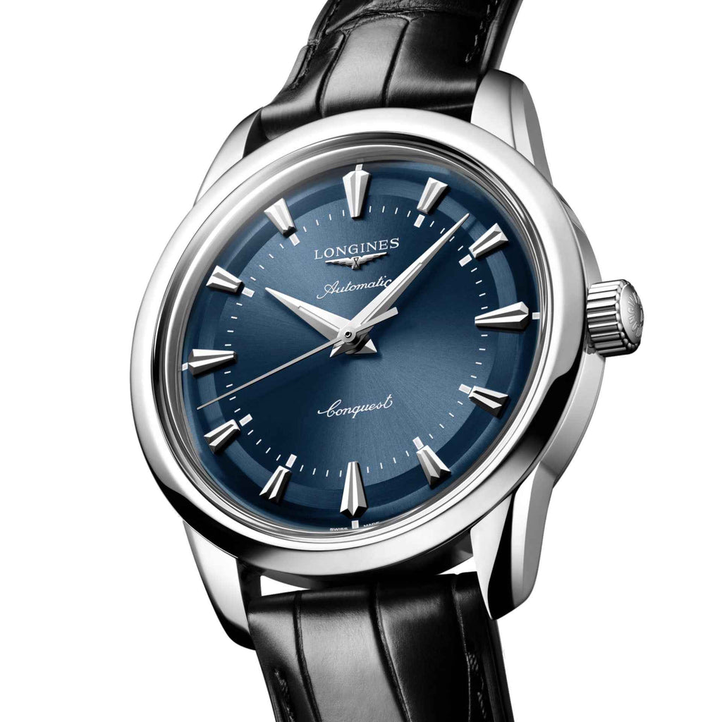 Orologio Longines Conquest con quadrante blu e cinturino in pelle nera, cassa acciaio
