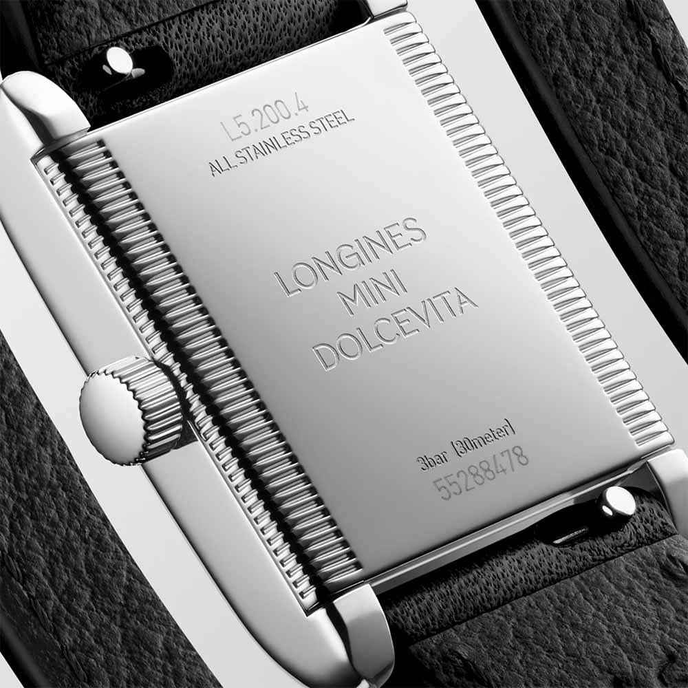 Orologio Longines Mini Dolcevita, fondo cassa in acciaio con incisioni, cinturino nero