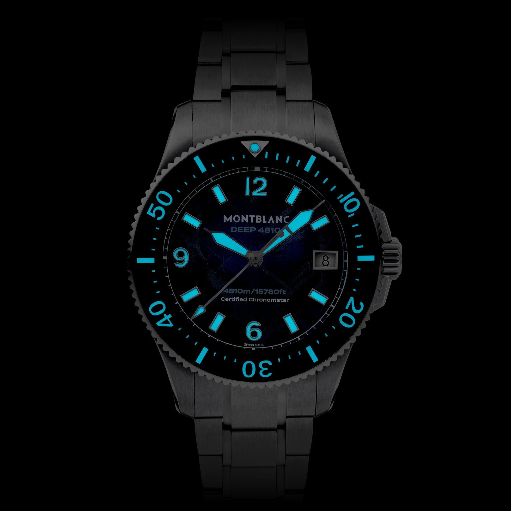 Orologio automatico Montblanc con quadrante blu e cinturino in titanio nero