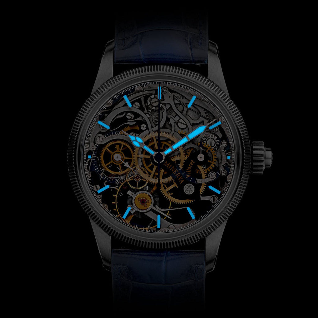 Orologio Montblanc scheletrato con quadrante nero e lancette blu, cinturino in pelle